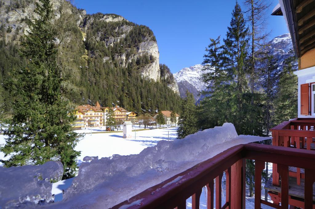 Hotel Croda Rossa Carbonin Exterior foto